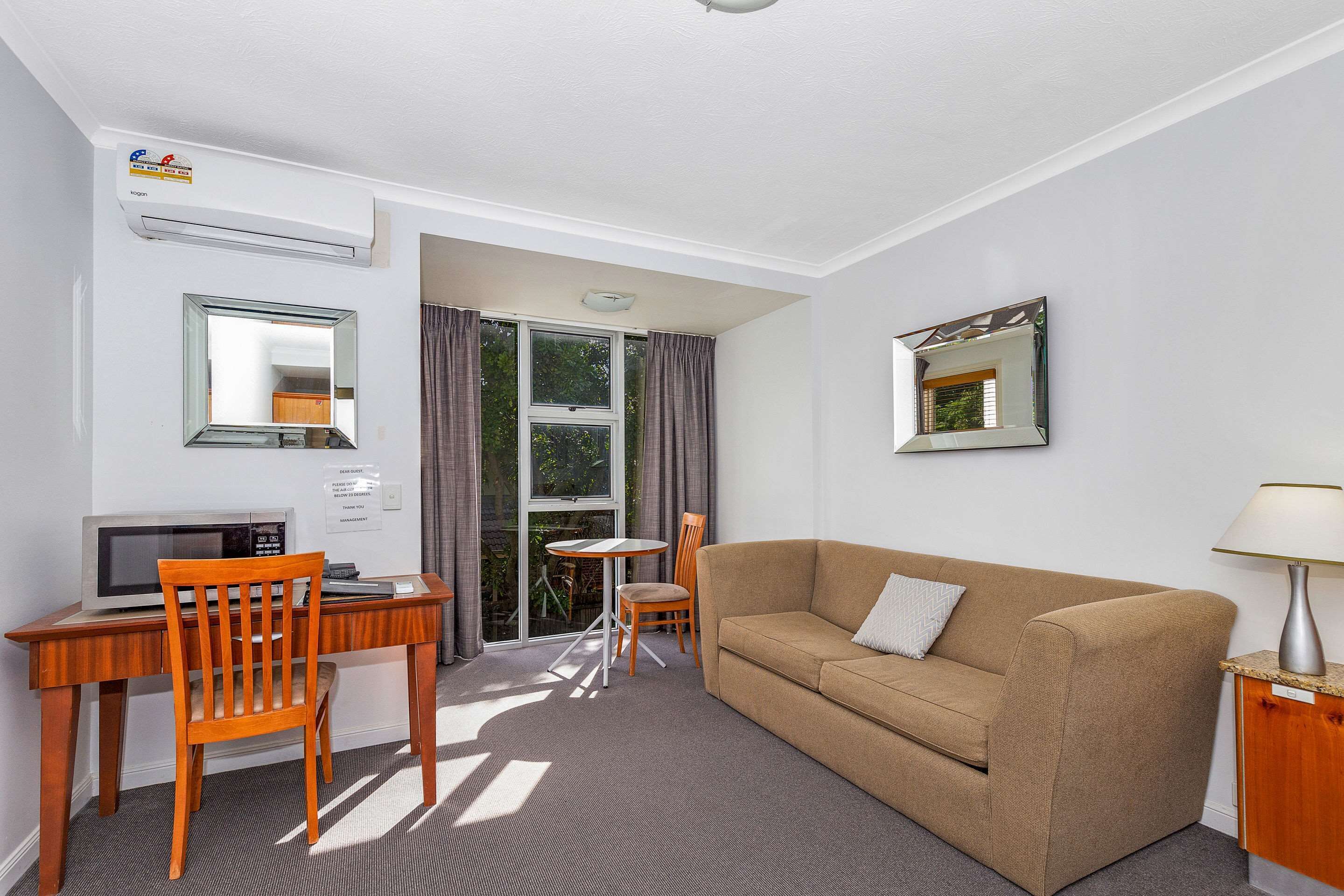 1 bedroom, premium bedding, desk, soundproofing