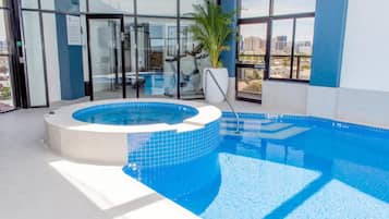 Outdoor pool, pool loungers