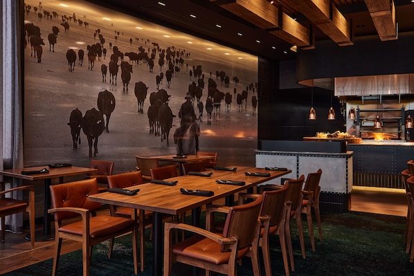 4 restaurants, breakfast, lunch served; local and international cuisine
