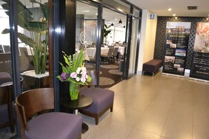 Sala de estar en el lobby