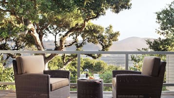 Suite (2 Double Beds with Sofa Bed, Ranch)