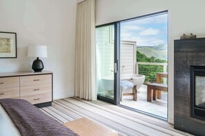 Suite (Vineyard) | Premium bedding, in-room safe, desk, blackout drapes