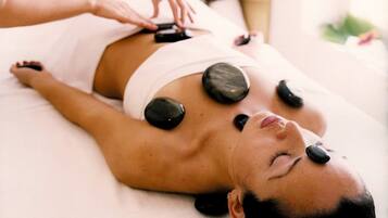 Lichaamsbehandelingen, aromatherapie, hotstone-massages