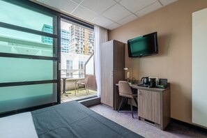 Standard Double Room, Balcony | Egyptian cotton sheets, in-room safe, desk, laptop workspace - Hotel Docklands (Antwerp)