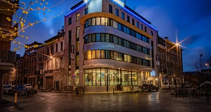 Hotel Docklands