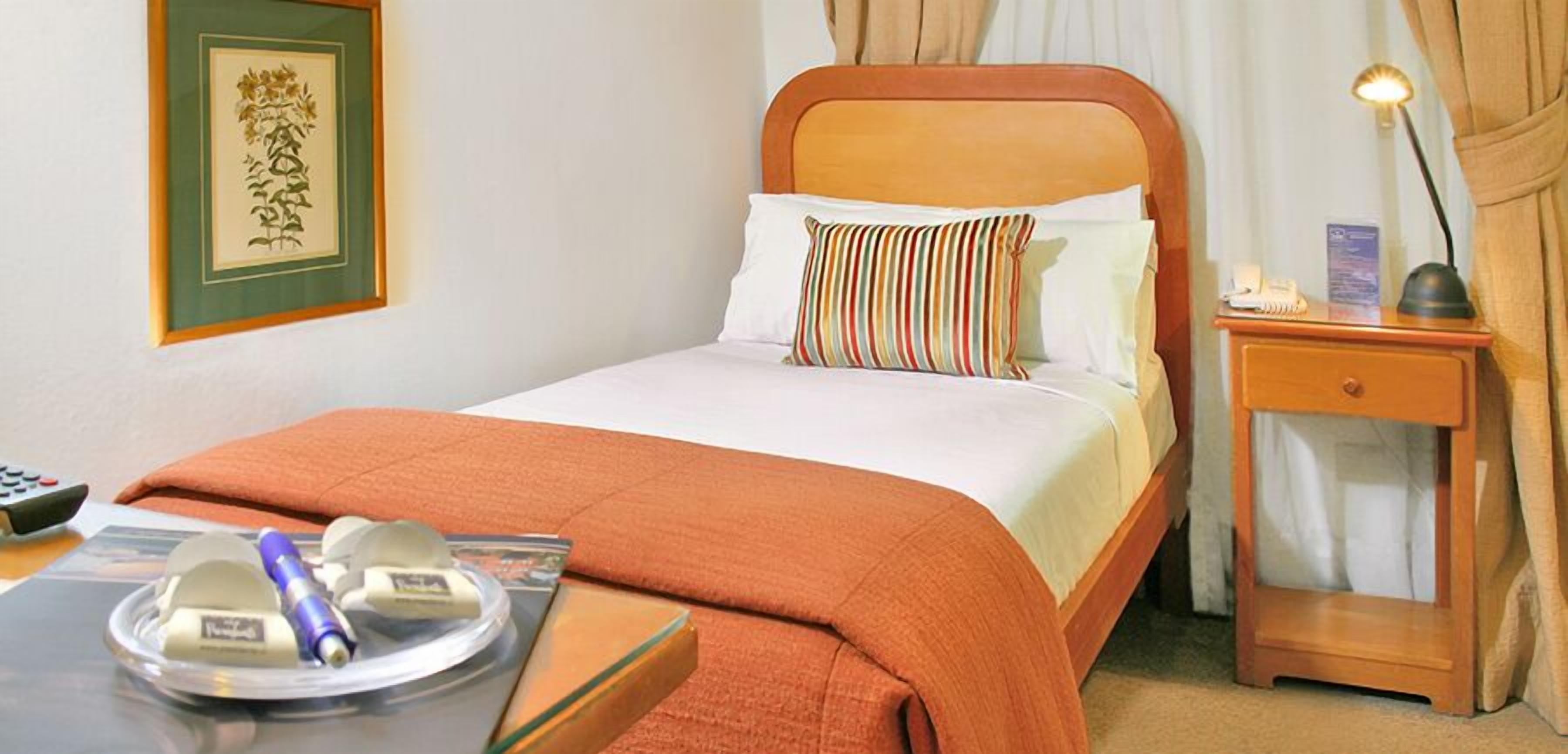 In-room safe, laptop workspace, free WiFi, bed sheets
