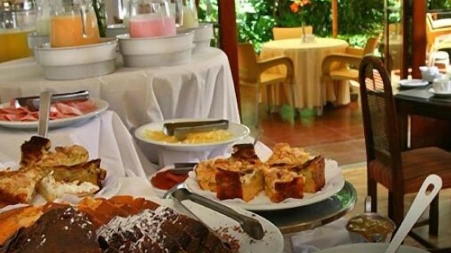Hotel Canciller - Ex Hotel Presidente