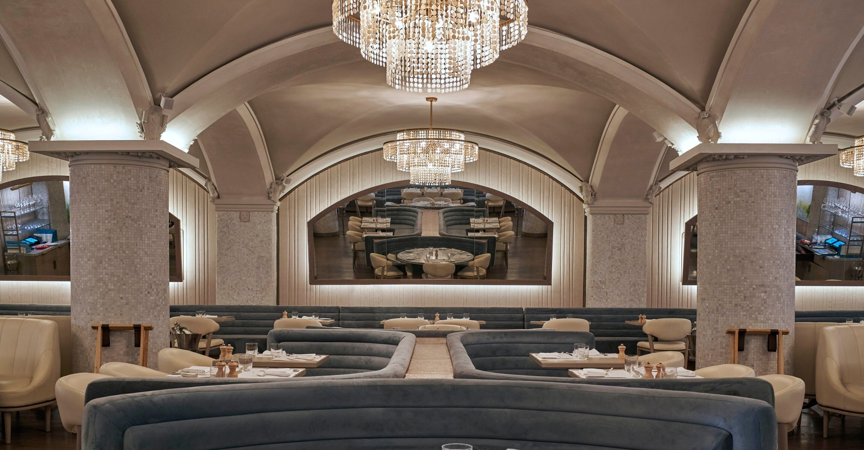 breakfast, lunch, dinner served; american cuisine