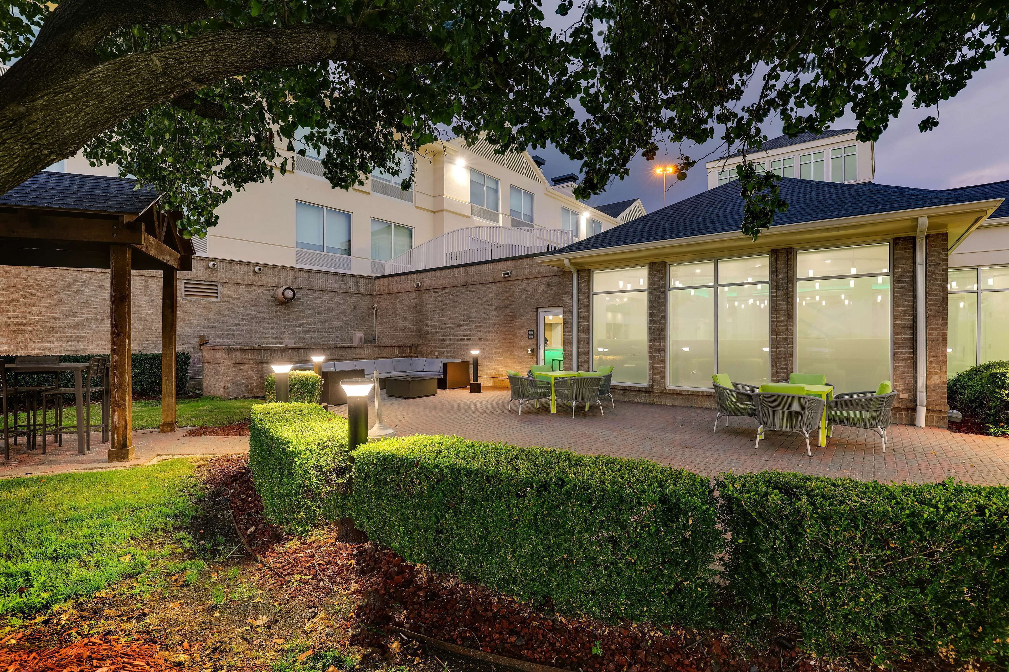 Photo - Hilton Garden Inn Fort Worth/Fossil Creek