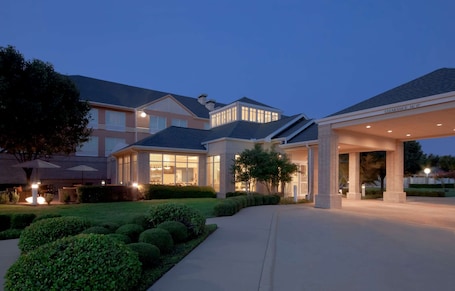 Exterior. Hilton Garden Inn Fort Worth / Fossil Creek