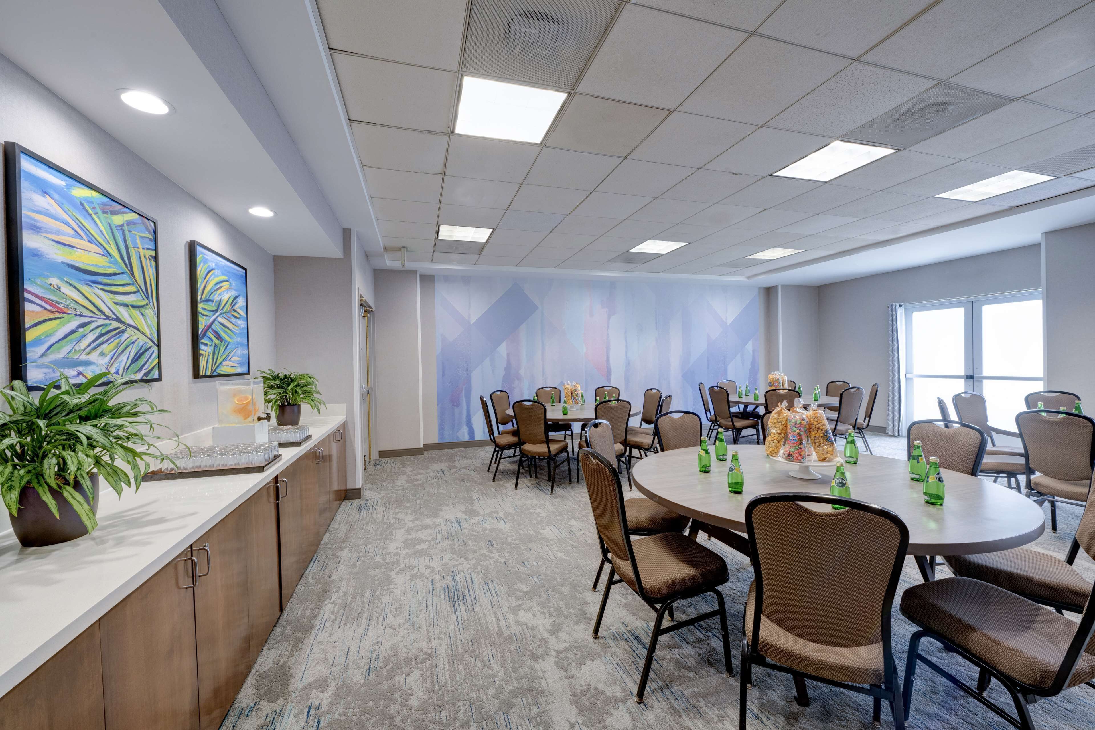 Photo - Hilton Garden Inn Anaheim/Garden Grove