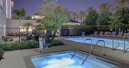 Hilton Garden Inn Anaheim Garden Grove