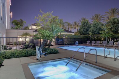 Hilton Garden Inn Anaheim Garden Grove