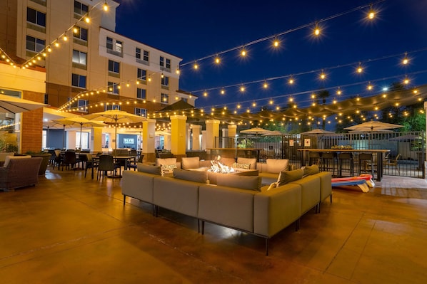 Terrace/patio - Hilton Garden Inn Scottsdale Old Town (Scottsdale)