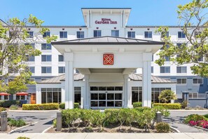 Exterior - Hilton Garden Inn San Mateo (San Mateo)