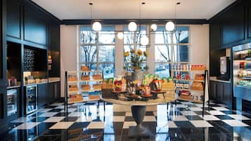 Snack bar
