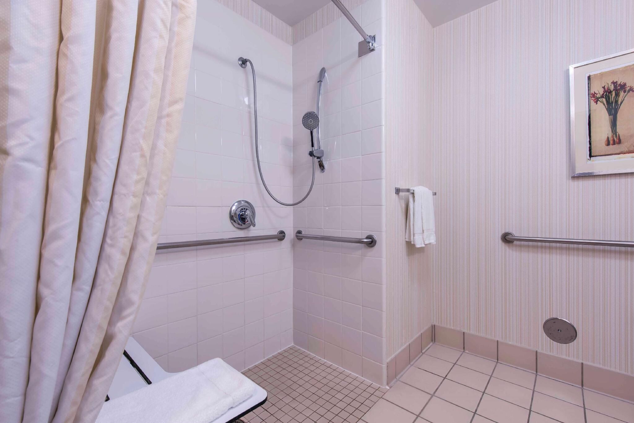Bathroom | Free toiletries, hair dryer, towels, soap