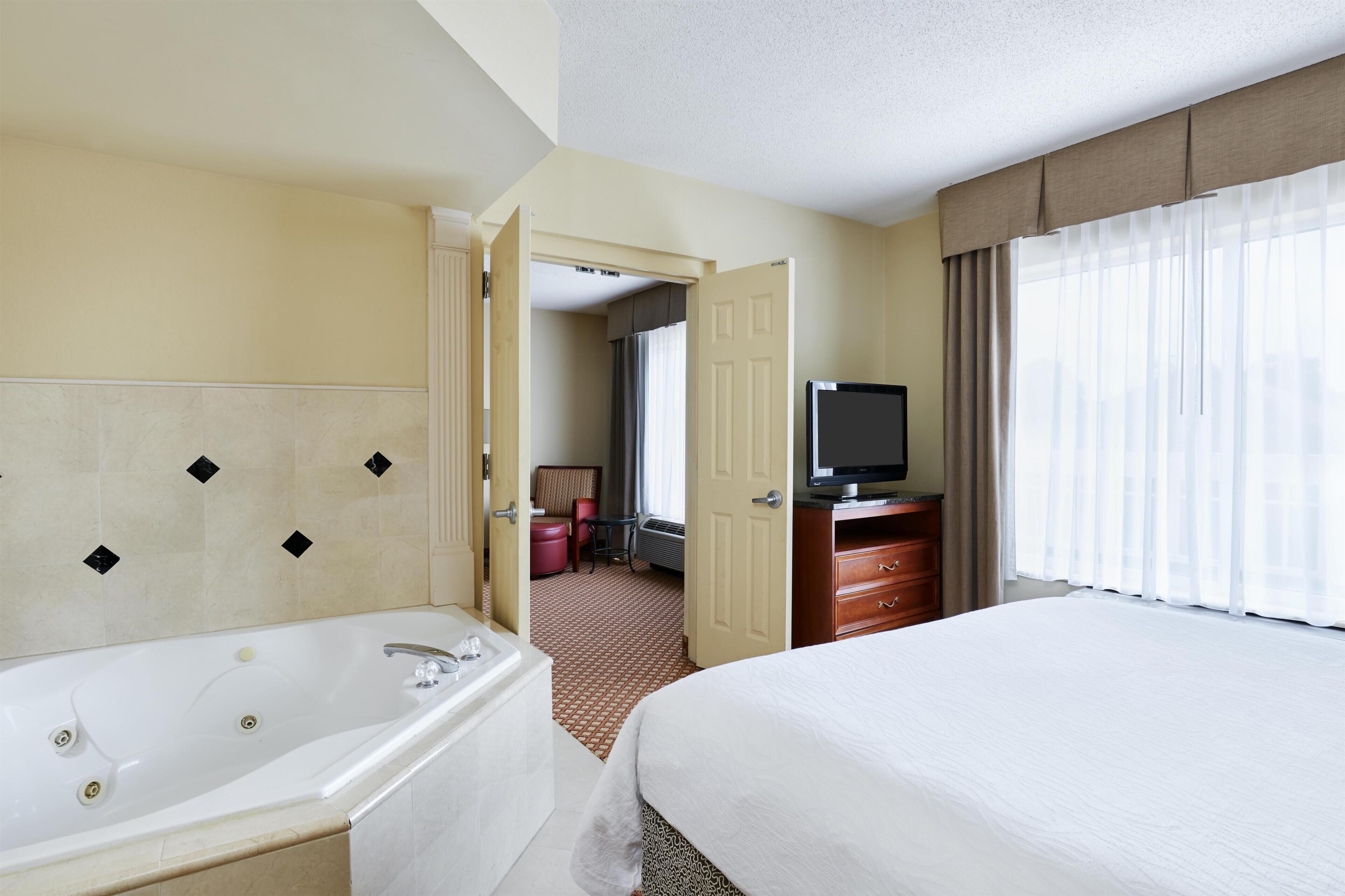 Photo - Hilton Garden Inn Charlotte North