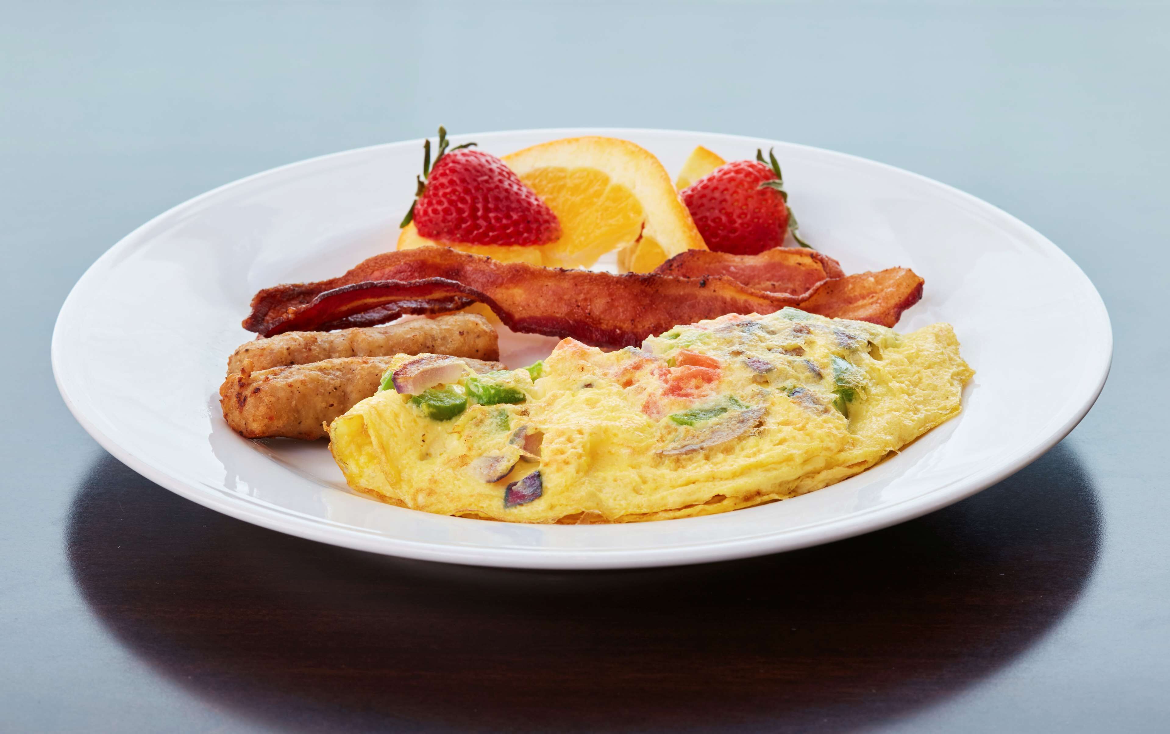 daily cooked-to-order breakfast for a fee