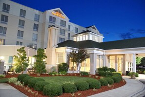 Exterior - Hilton Garden Inn Charlotte North (Charlotte)