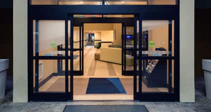 Holiday Inn Express Nicholasville by IHG
