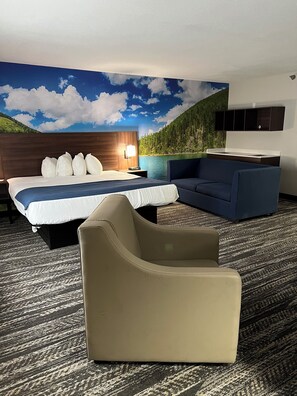 Suite, 1 King Bed, Non Smoking | Desk, blackout curtains, iron/ironing board, free WiFi