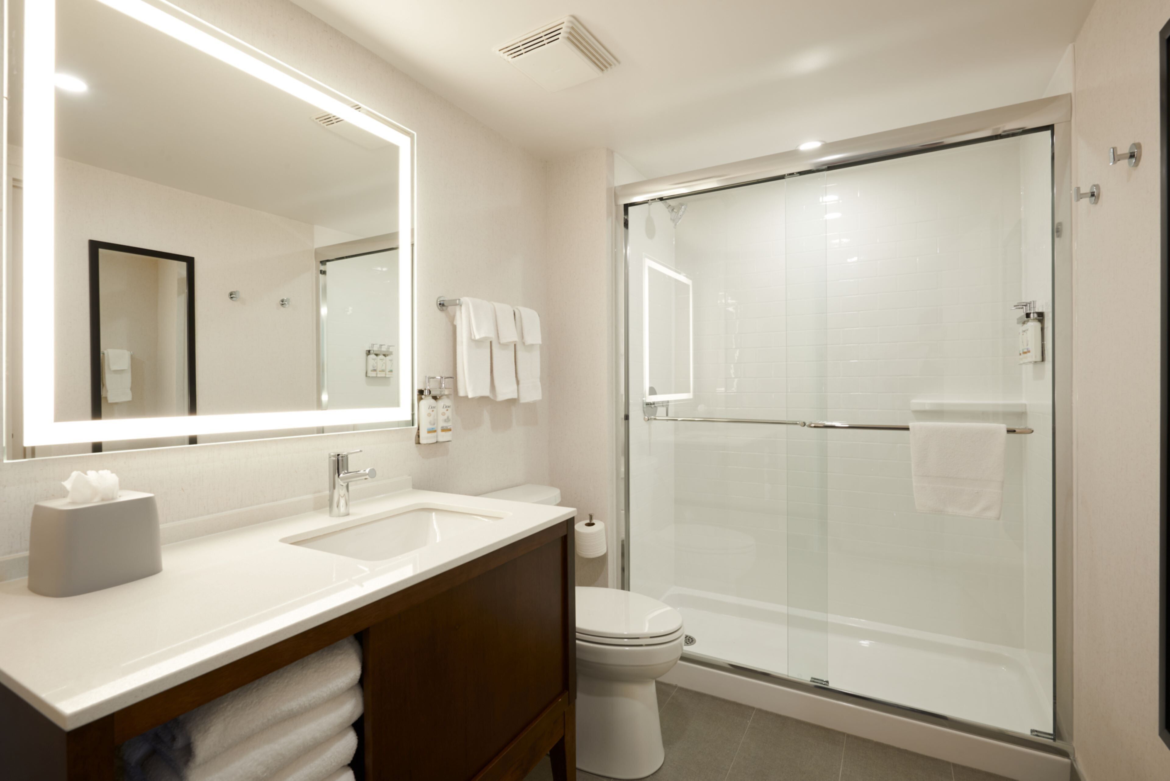 Family Double Room, 1 King Bed with Sofa bed | Egyptian cotton sheets, premium bedding, pillowtop beds, desk