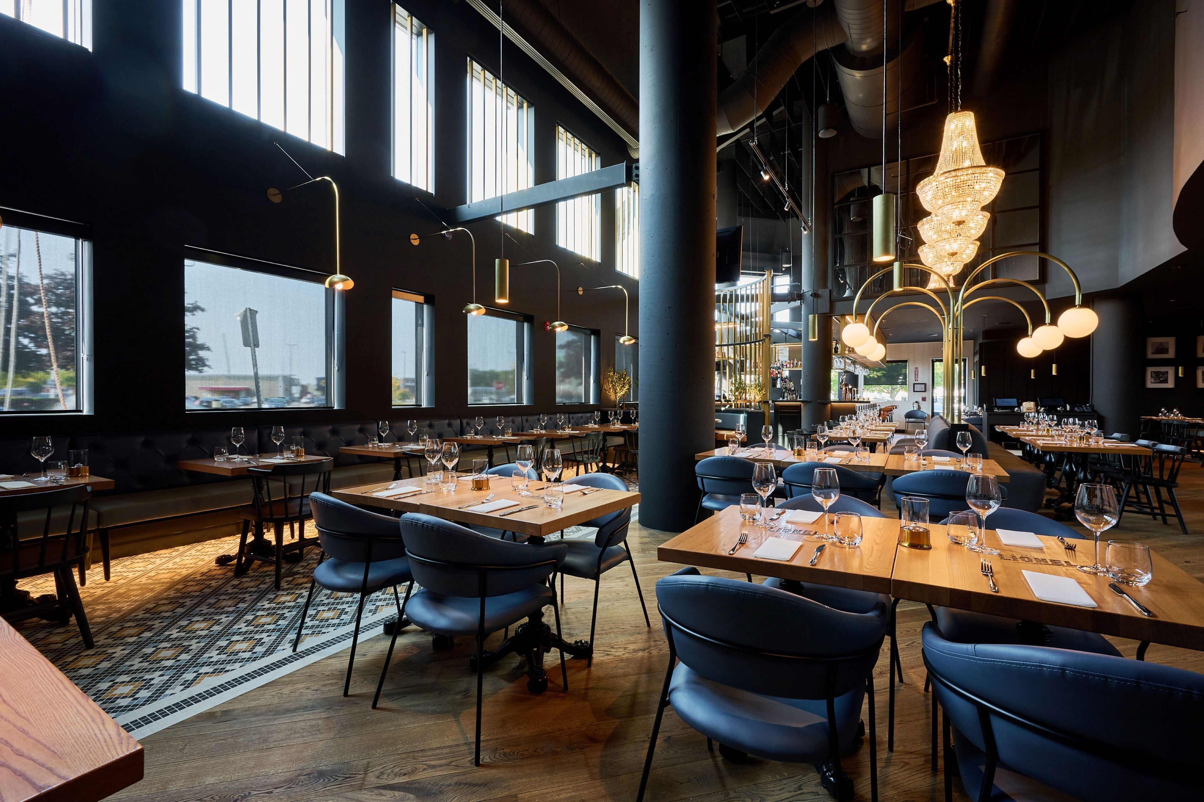 breakfast, lunch, dinner served; french cuisine