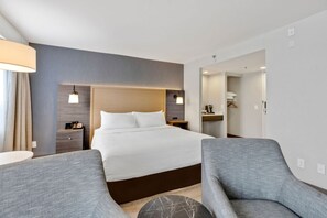 Premier kamer, 1 kingsize bed, rolstoeltoegankelijke douche (Roll-In Shower) | Lakens van Egyptisch katoen, luxe beddengoed, pillowtop-bedden