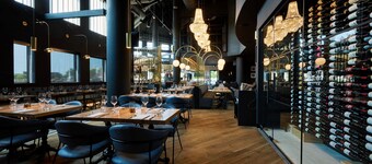 Holiday Inn Hotel & Suites Ottawa Kanata by IHG