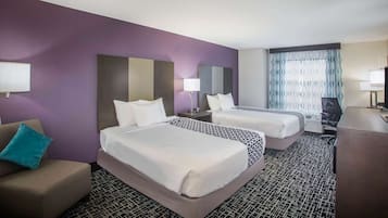 Ropa de cama de alta calidad, cubrecamas y escritorio