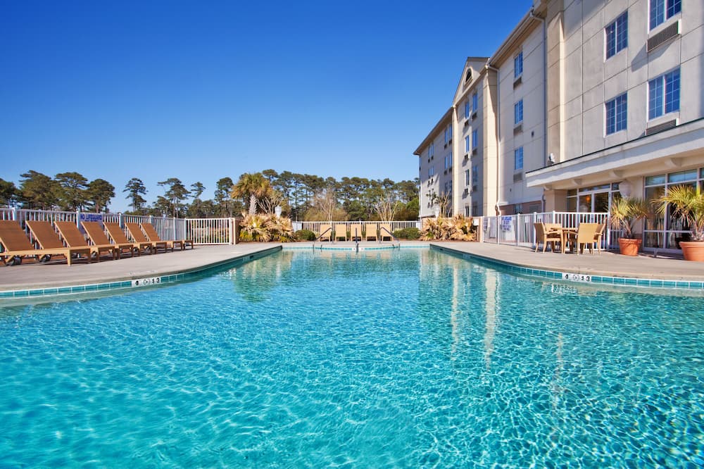 Holiday Inn Express Myrtle Beach-Broadway at the Beach by IHG