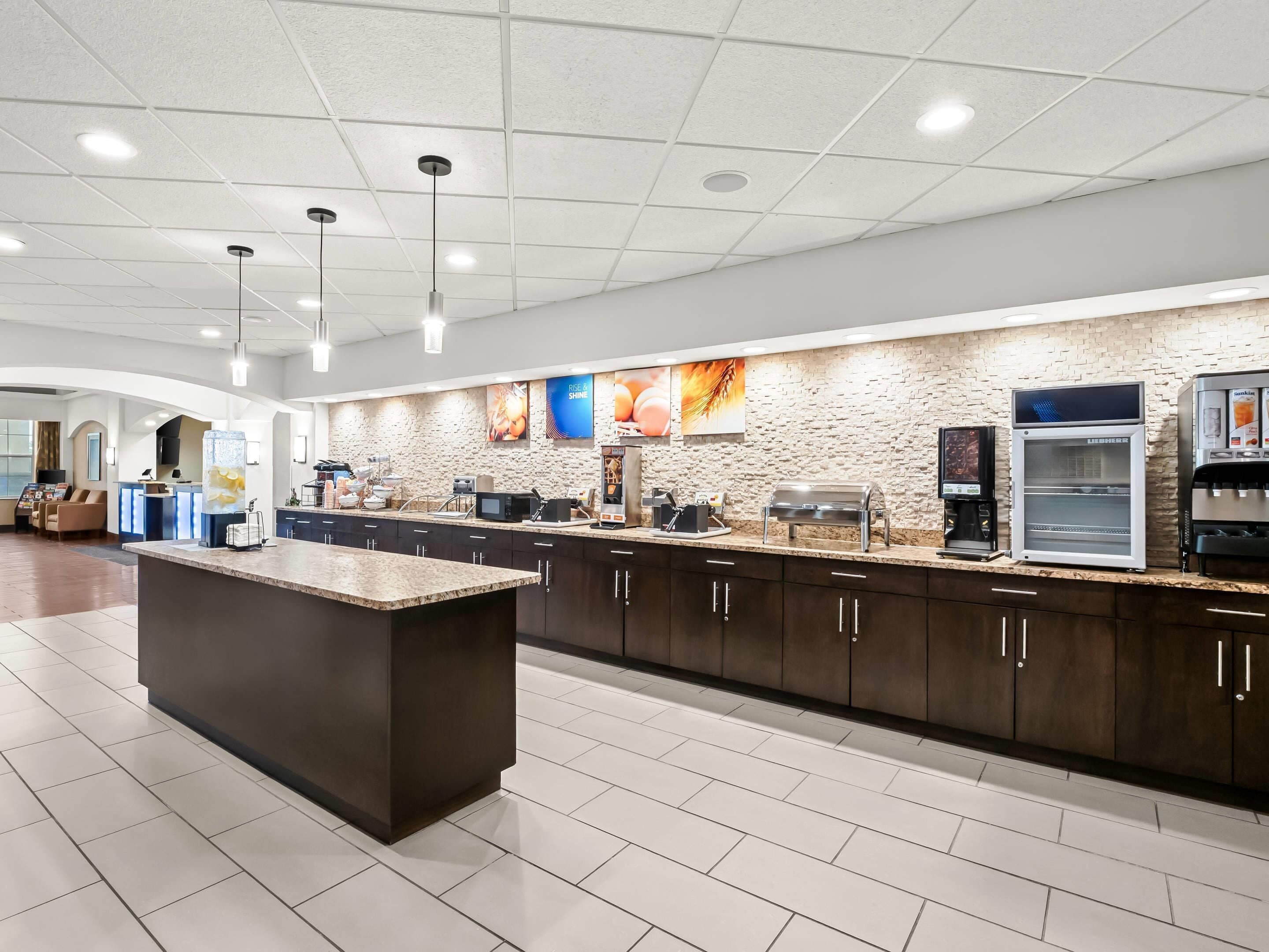 包含每日外带式早餐