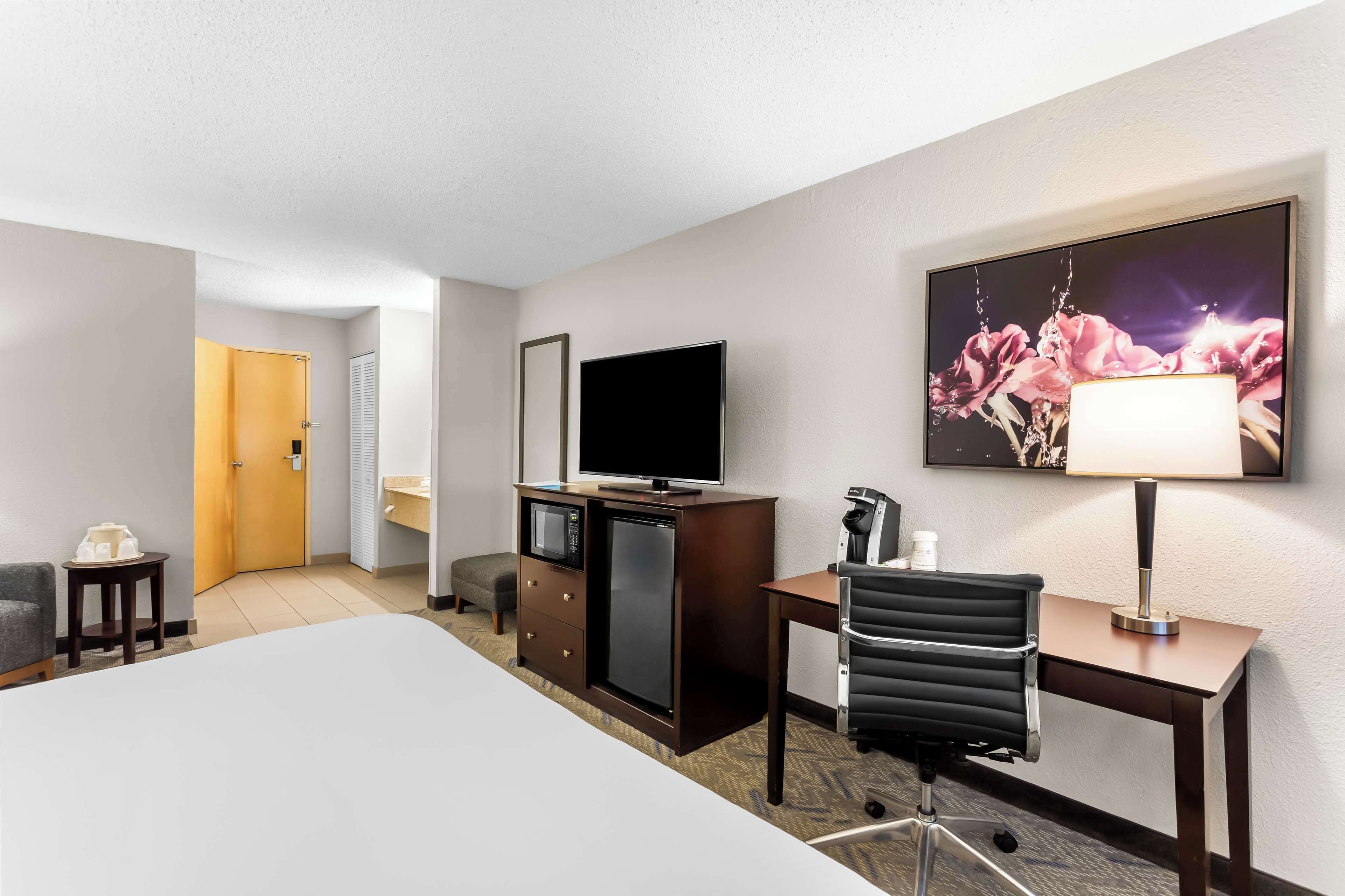 1 bedroom, desk, laptop workspace, iron/ironing board