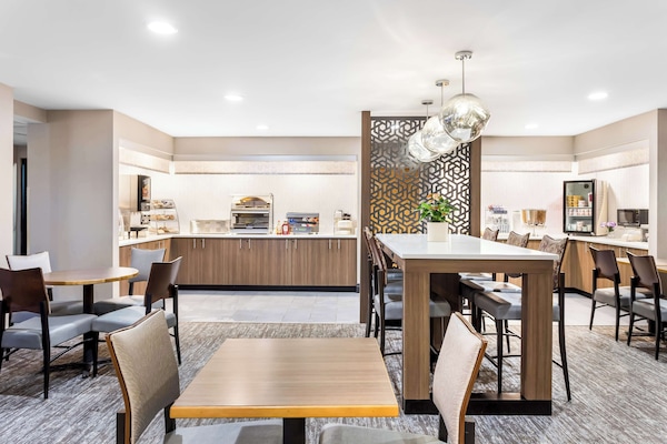 Tägliches inbegriffenes Frühstücksbuffet