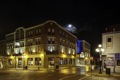 Holiday Inn Express Hotel & Suites Deadwood-Gold Dust Casino by IHG
