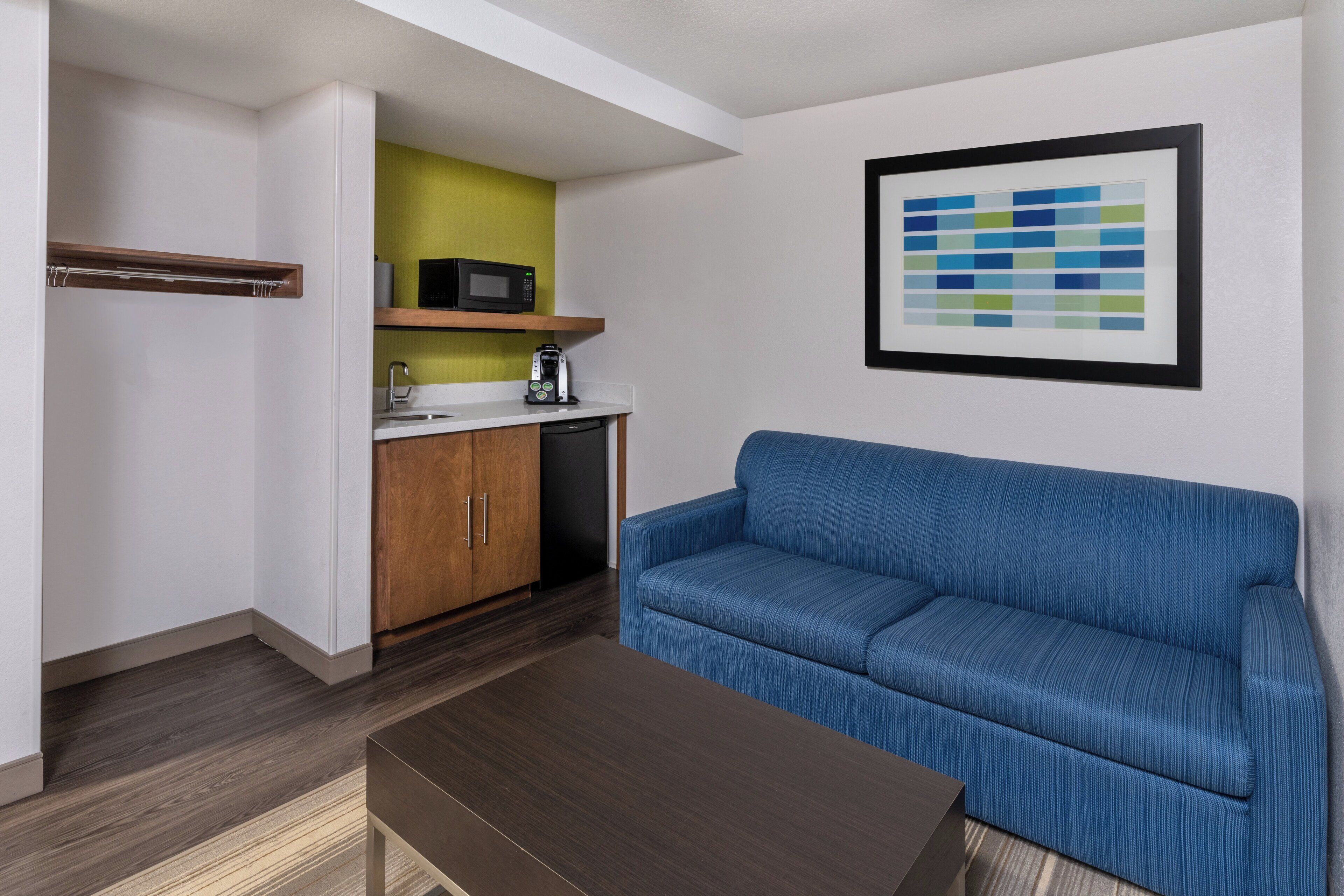 suite, 1 king bed with sofa bed | 1 bedroom, desk, blackout curtains, iron/ironing board