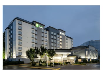 Holiday Inn Express Federal Way Seattle South by IHG