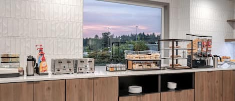 Free daily buffet breakfast