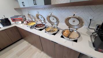 Petit déjeuner buffet compris tous les jours