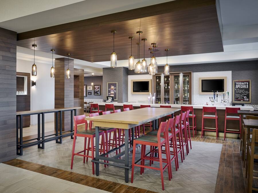 Frokost, lunsj og middag serveres