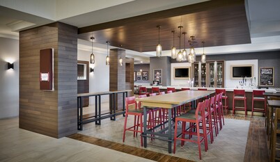 Holiday Inn Hotel & Suites Oakville @ Bronte by IHG