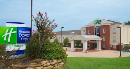 Holiday Inn Express Hotel & Suites Livingston by IHG