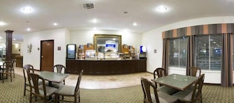 Holiday Inn Express Hotel & Suites Livingston by IHG