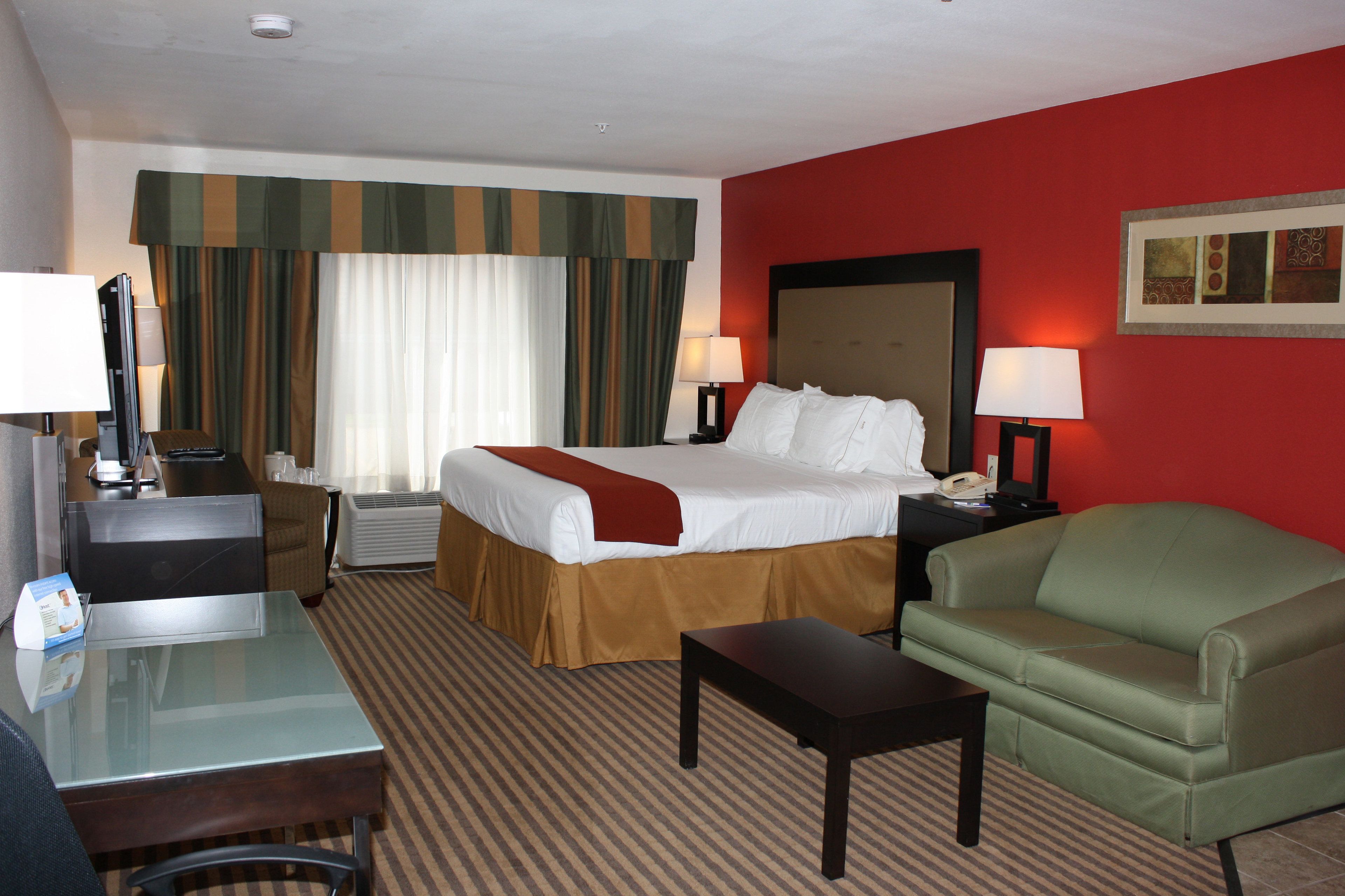 Holiday Inn Express Hotel & Suites Livingston, an IHG Hotel