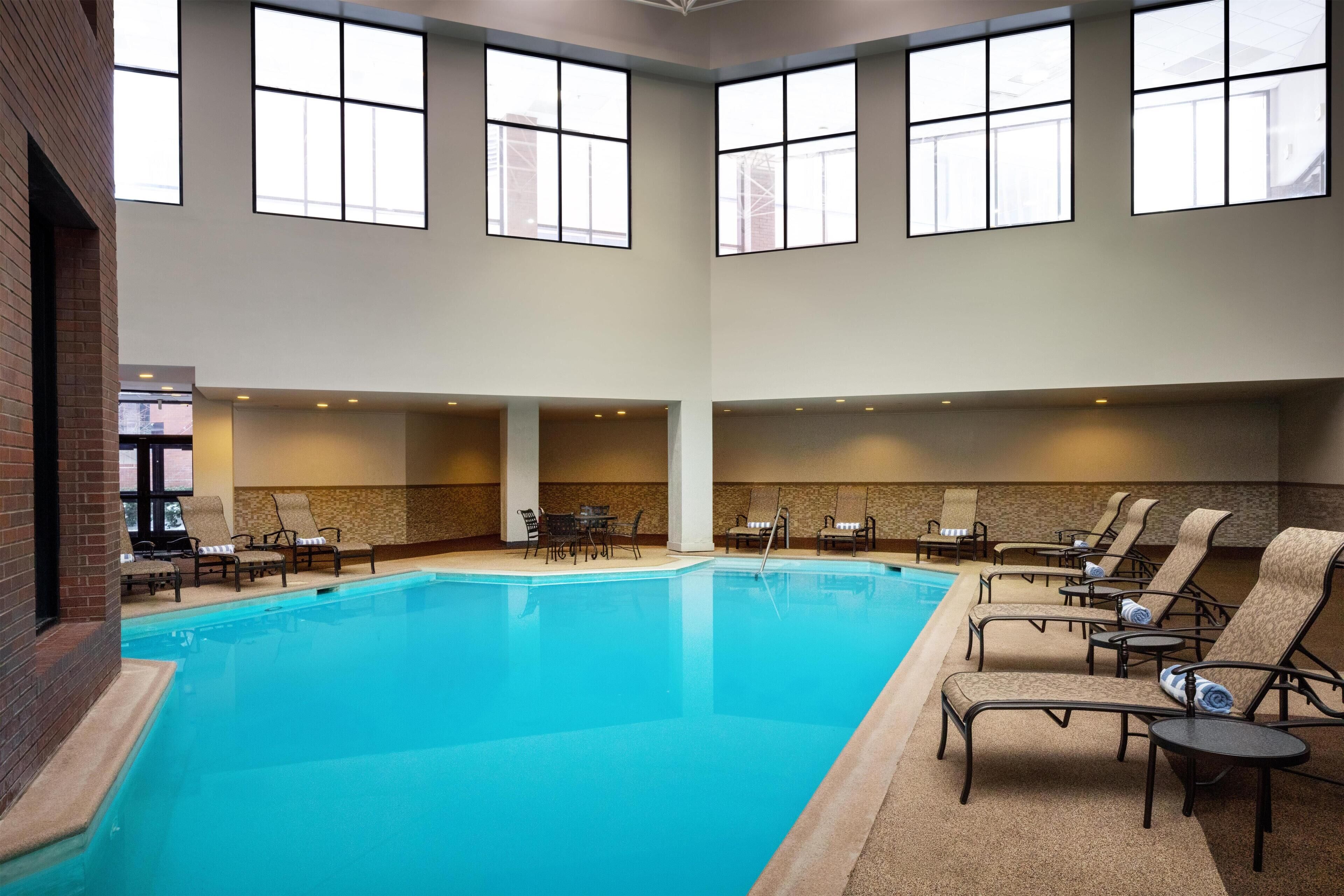 สระว่ายน้ำในร่ม