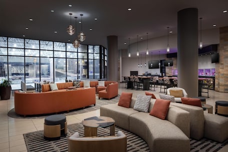 Lobby. Hilton Albany