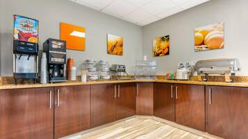 Free daily buffet breakfast