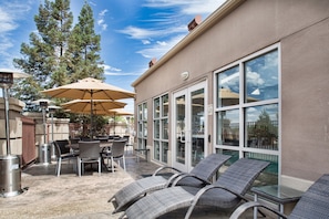 Terrasse au soleil