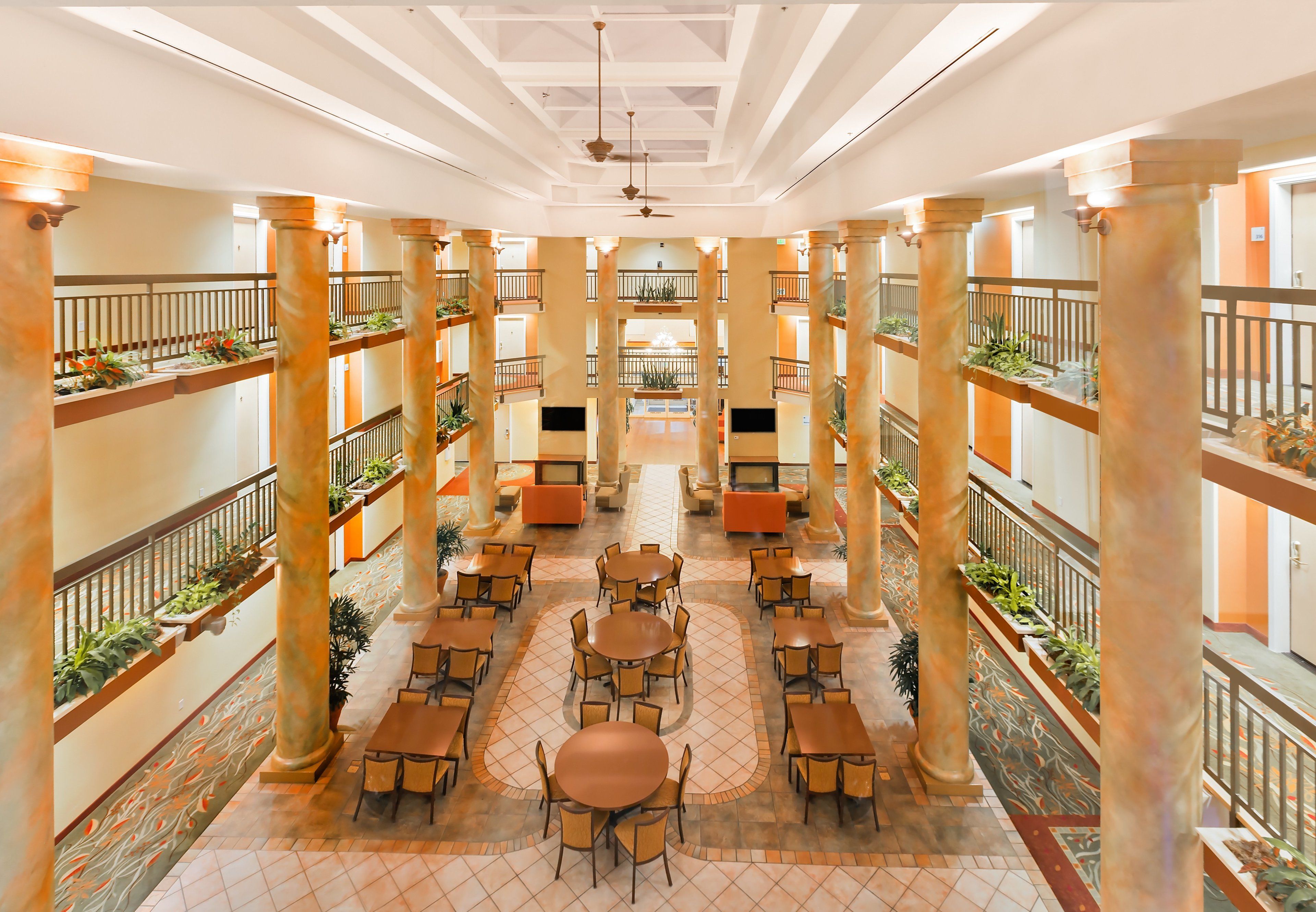 Desayuno continental incluido todos los días